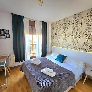 Cerca Airport, Riyadh Air, Ifema, Eisenhower, Wifi, 4 Personas , Madrid Spain